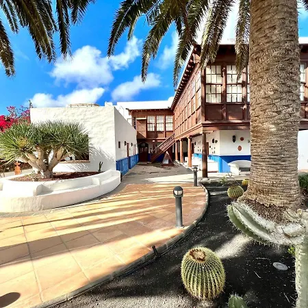 Triple Classic, Desajuno, Wifi Gratis, Con Estupenda Piscina En Yaiza 公寓