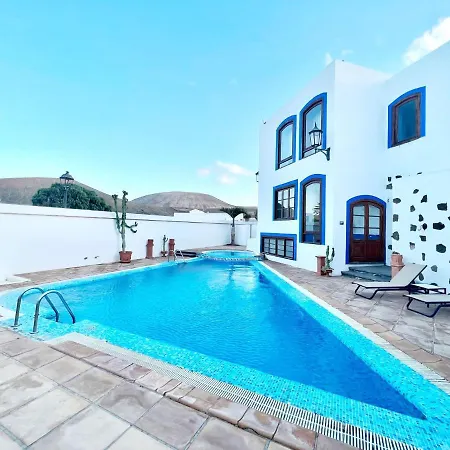 Triple Classic, Desajuno, Wifi Gratis, Con Estupenda Piscina En Yaiza * 雅伊萨